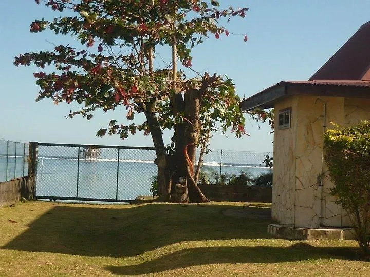 Bungalows Havae Teahupoo Hotel