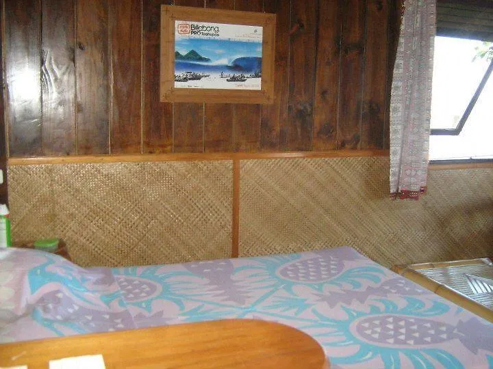 Guest house Bungalows Havae Teahupoo Hotel