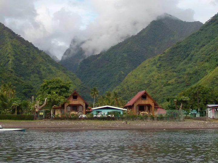 Bungalows Havae Teahupoo Hotel